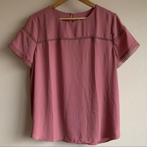 LOFT — lace trimmed mauve blouse